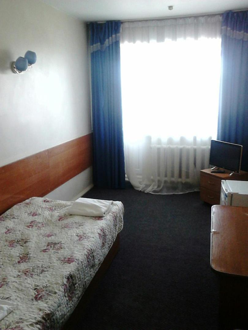 Turist Karagandy Exterior foto